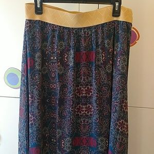 Large LulaRoe Lucy